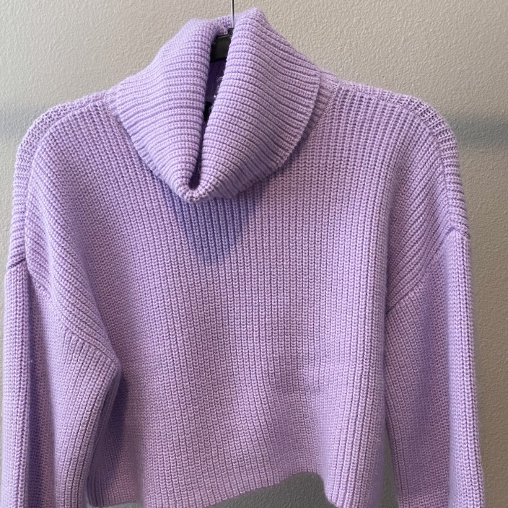 Cozy Lavender Cropped Turtleneck Sweater